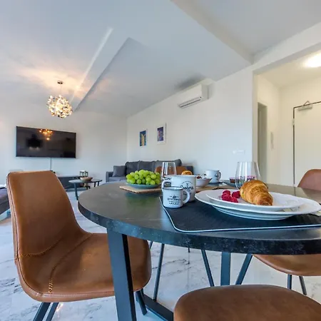 Apartment Manini