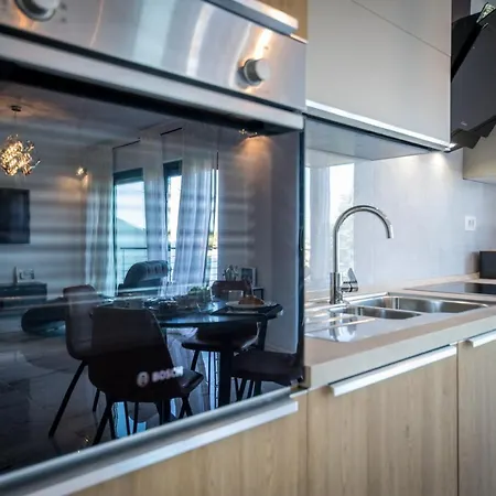 Manini Apartment