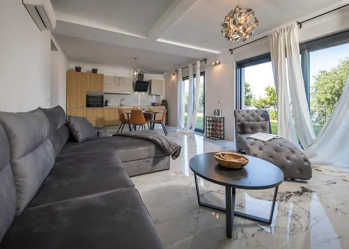 Apartment Manini *