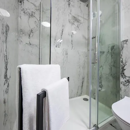Manini Apartament *